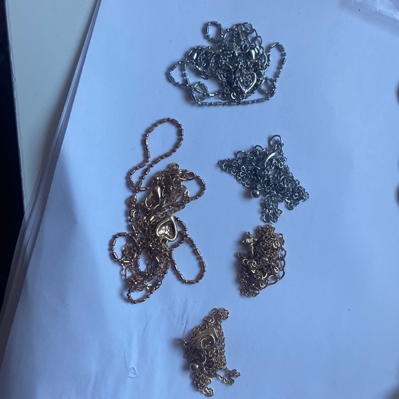 5 necklaces - Picture 1 of 4